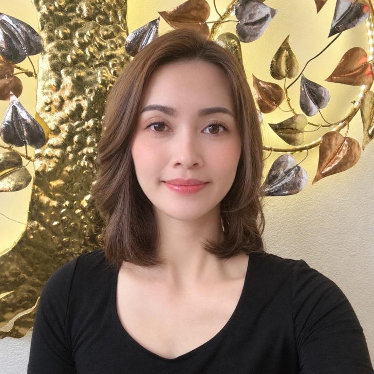 タイ古式マッサージ エリハウス Eri house 　足浴（ブラックセラピーデトックスを始めました）